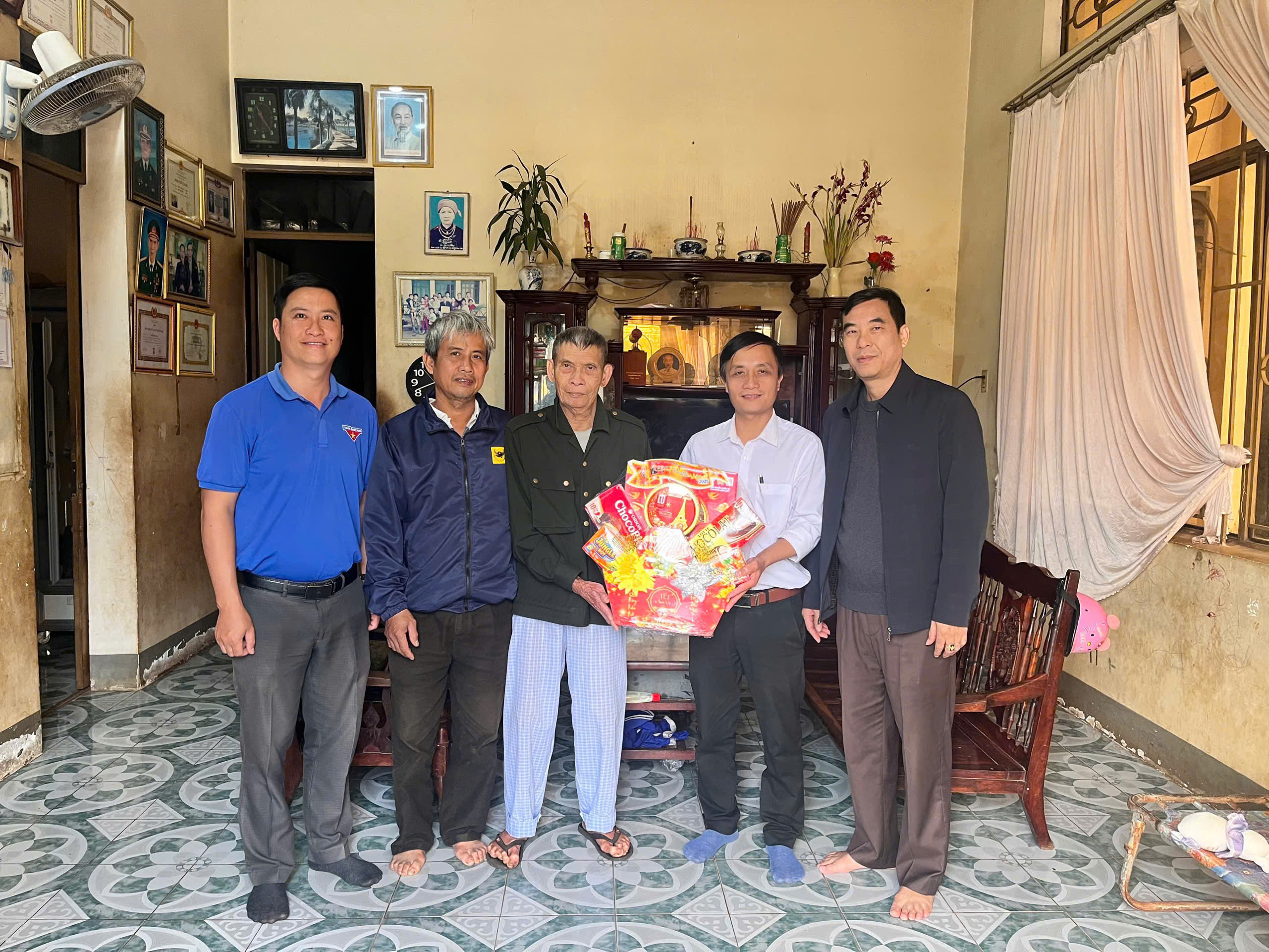 z6253240913079_ed48e239822db68b9352e901066f513b